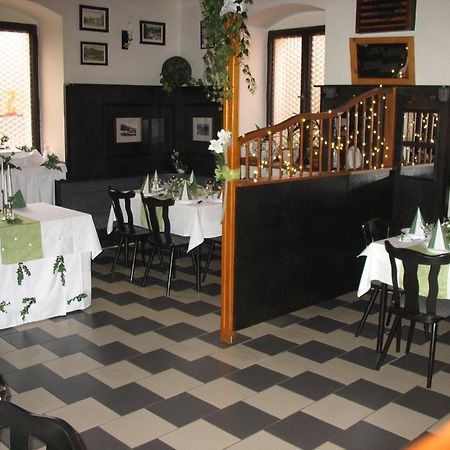 Hotel Kovarna Decin Esterno foto